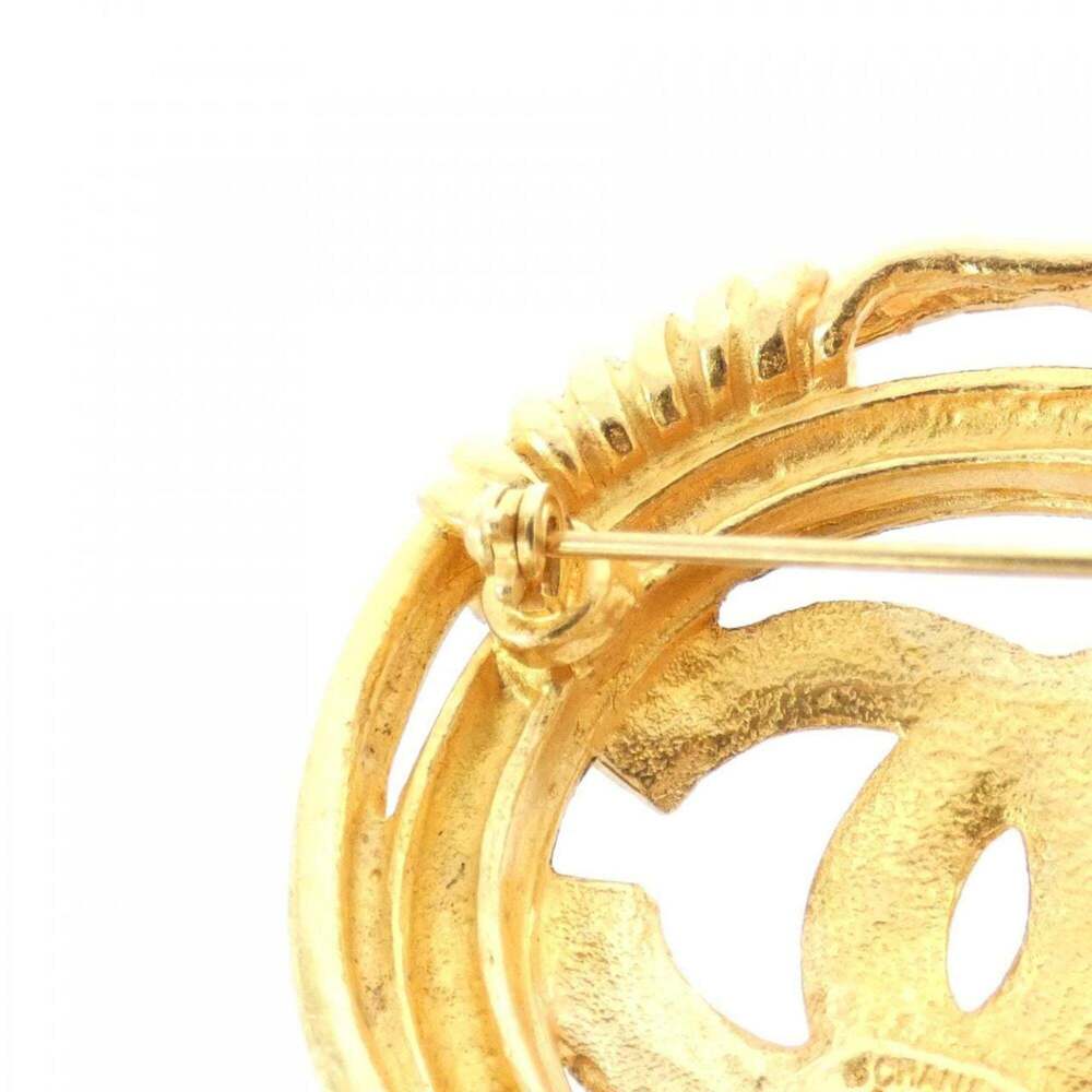 CHANEL Gold Brooch - Picture 4 of 4